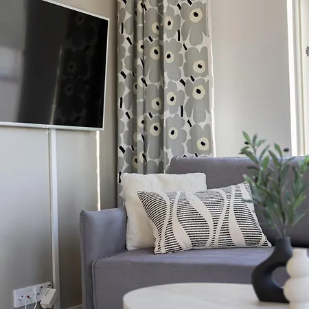 Hostit Cozy Apartment