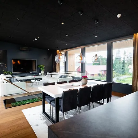 New Luxury By The River Villa Rovaniemi