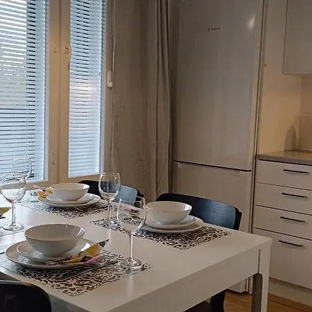 Apartment Bright And Cozy With Private Sauna And Parking *