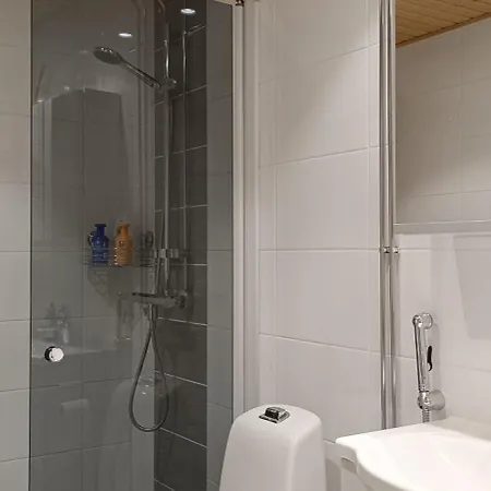 Apartment Bright And Cozy With Private Sauna And Parking