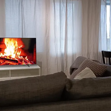 Bright And Cozy With Private Sauna And Parking *