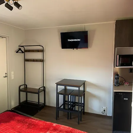 Cozy In 5 Min From Santa Claus Village Apartment