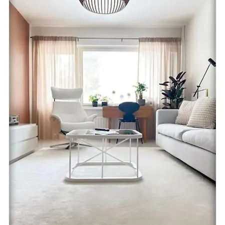 Kodikas Huoneisto Keskustan Laehellae Apartment *