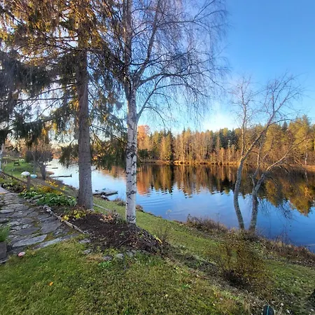 Cozy By The River Apartment