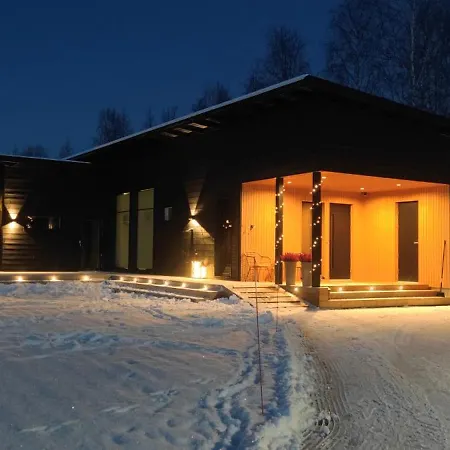 Pajunkissa With Jacuzzi And Sauna Rovaniemi