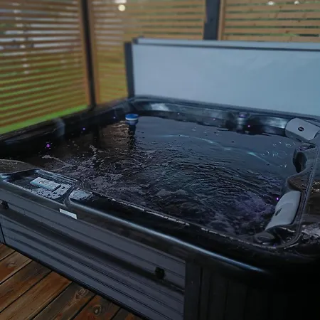 Pajunkissa With Jacuzzi And Sauna Villa *