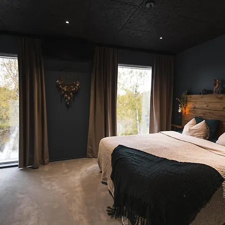 Arctic Loft-style Dream Villa