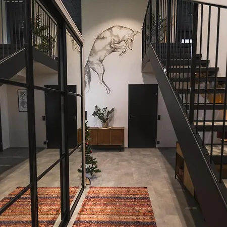 Arctic Loft-style Dream Villa