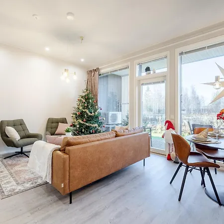 Apartment New 2 Bedroom Close To Arctic Circle