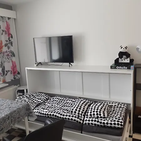 Apartment Huvilatie With Sauna- Huvilatien Saunallinen Huoneisto *