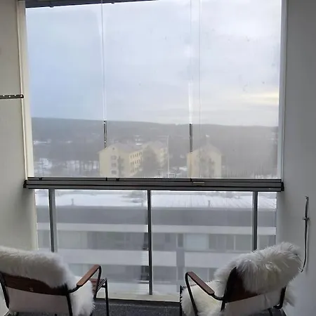 Apartment Floor - Great View *