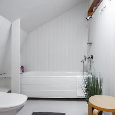 Lappish Chalet, Free Wifi, Sauna, Parking * Rovaniemi