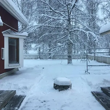 Lappish Chalet, Free Wifi, Sauna, Parking Villa Rovaniemi