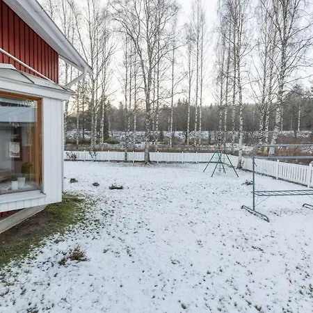 Lappish Chalet, Free Wifi, Sauna, Parking