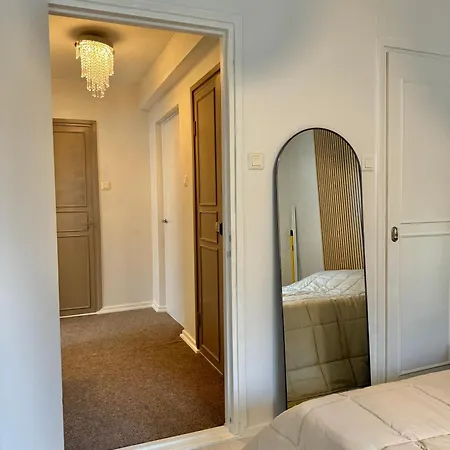 Apartment Premium Cityhome -free Wifi & Parking *