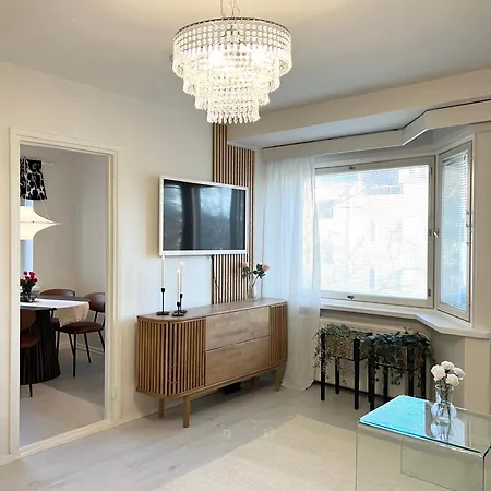 Premium Cityhome -free Wifi & Parking