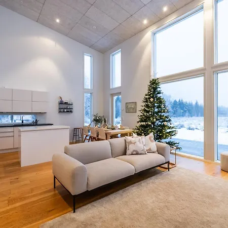 Nightsky -private Location, Sauna And Jacuzzi Villa