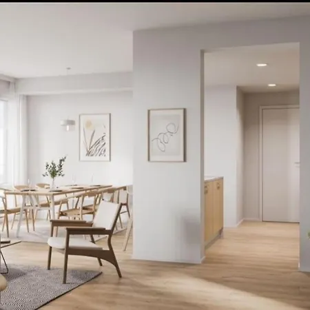 Brand New 2bdr With Private Sauna Apartment *