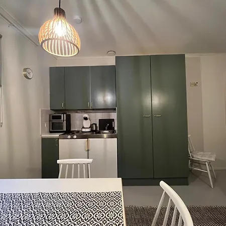Kotoisa Ja Viihtyisae Aurora Rovaniemi