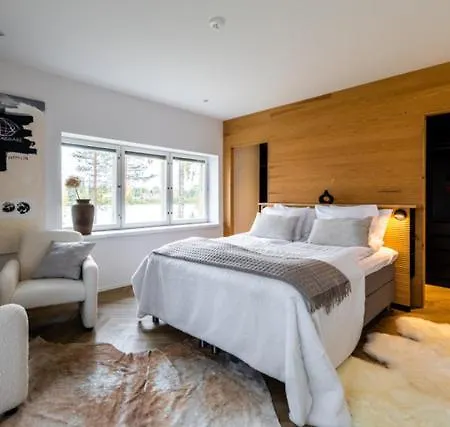 Hotel Aino Private Island 4*