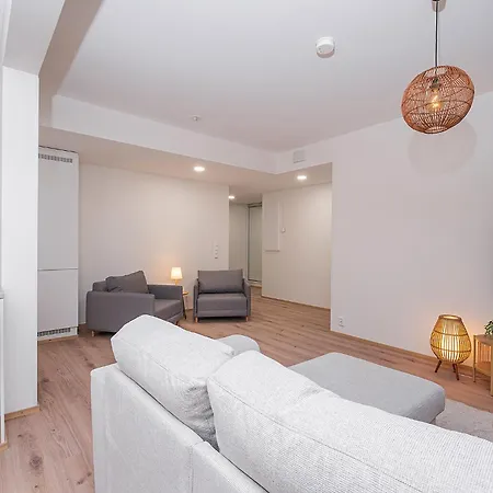 Brand New 2bdr With Private Sauna Apartment