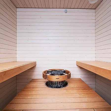 Apartment Brand New 2bdr With Private Sauna *