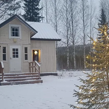 Villa Pine Forest Log House Rovaniemi