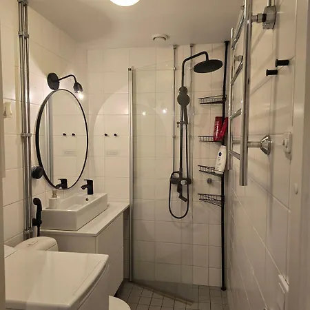 Lakeland Apartment