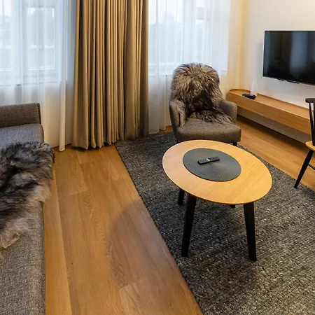 Postmaster Hotel 4*
