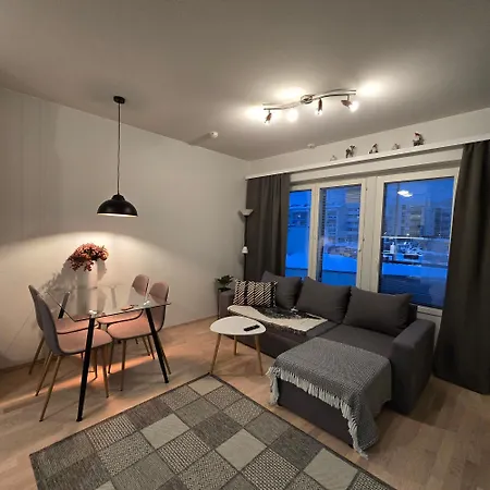 Lakeland Apartment