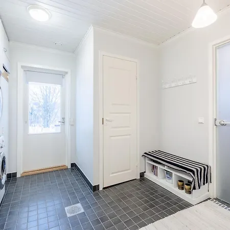Riverside For Families - Beautiful House Near Santa Claus Village *