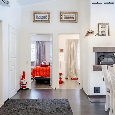 Riverside For Families - Beautiful House Near Santa Claus Village *
