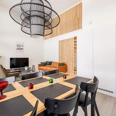 New 3 Bedroom Close To Arctic Circle Apartment