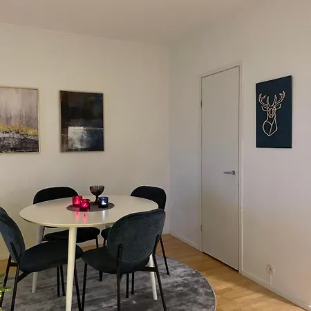 Arctic Circle Apartment *