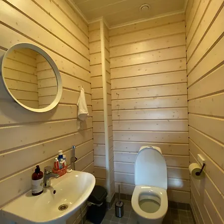 Aurora Igloo Fireplace-heated Tents In A Secret Forest With Private Jacuzzi And Shared Sauna Bathroom And Dog Friendly *