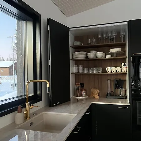 Rovaniemi, House Next To Santa Claus Village Villa