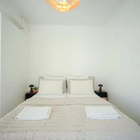 Hostit Arctic Apartment *