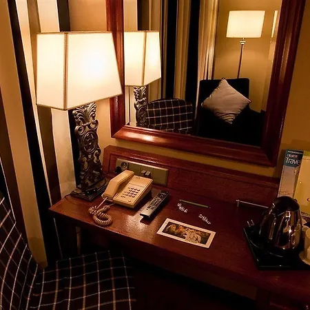Arctic City Hotel