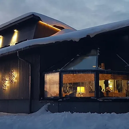 Santa's Igloos Arctic Circle