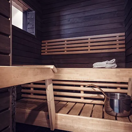 Arctic City Hotel 4*