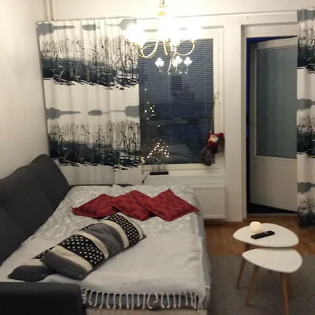 Cozy Paroni Apartment