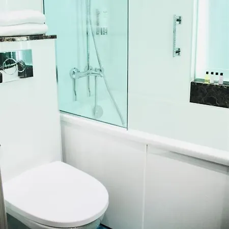 Hotel Arctic City 4*