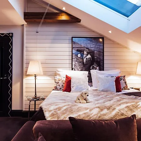 Arctic Light Hotel