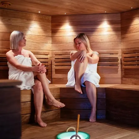 Hotel Apukka 4*